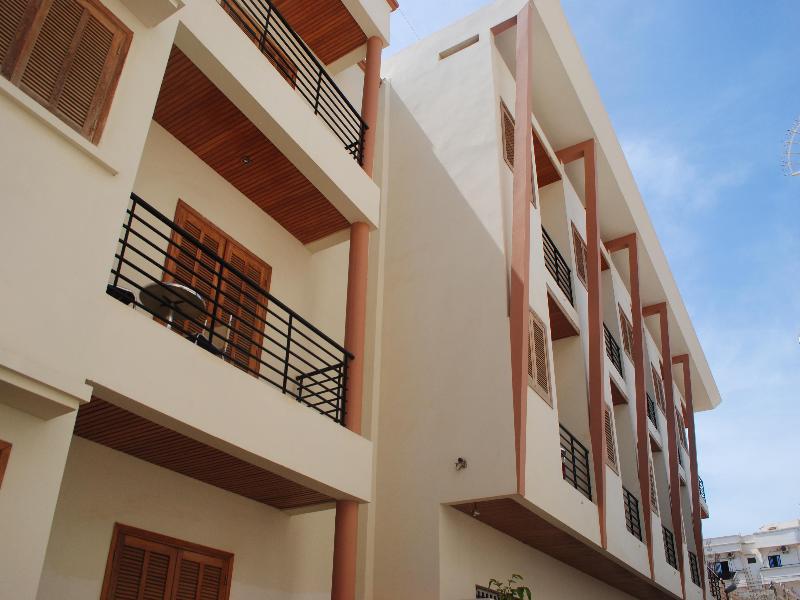 Les Residences Mamoune Дакар Экстерьер фото